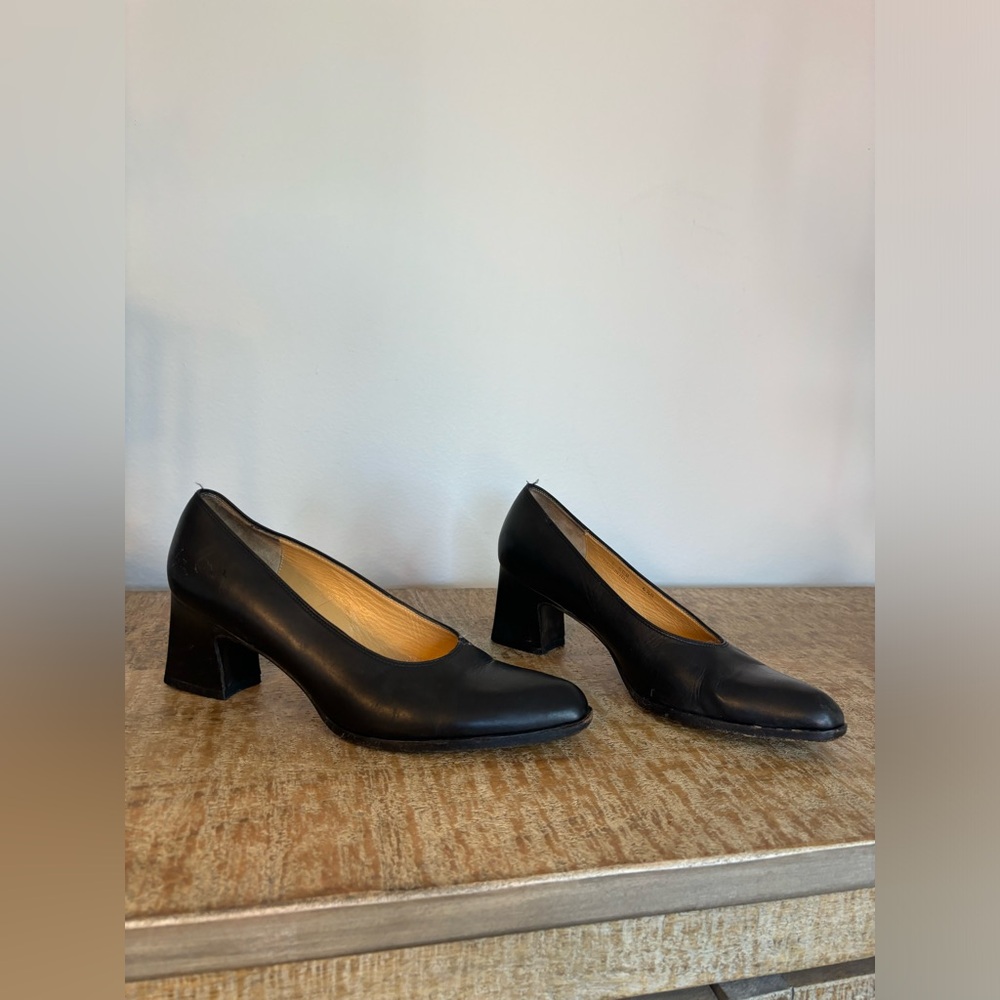 VINTAGE COACH HEELS